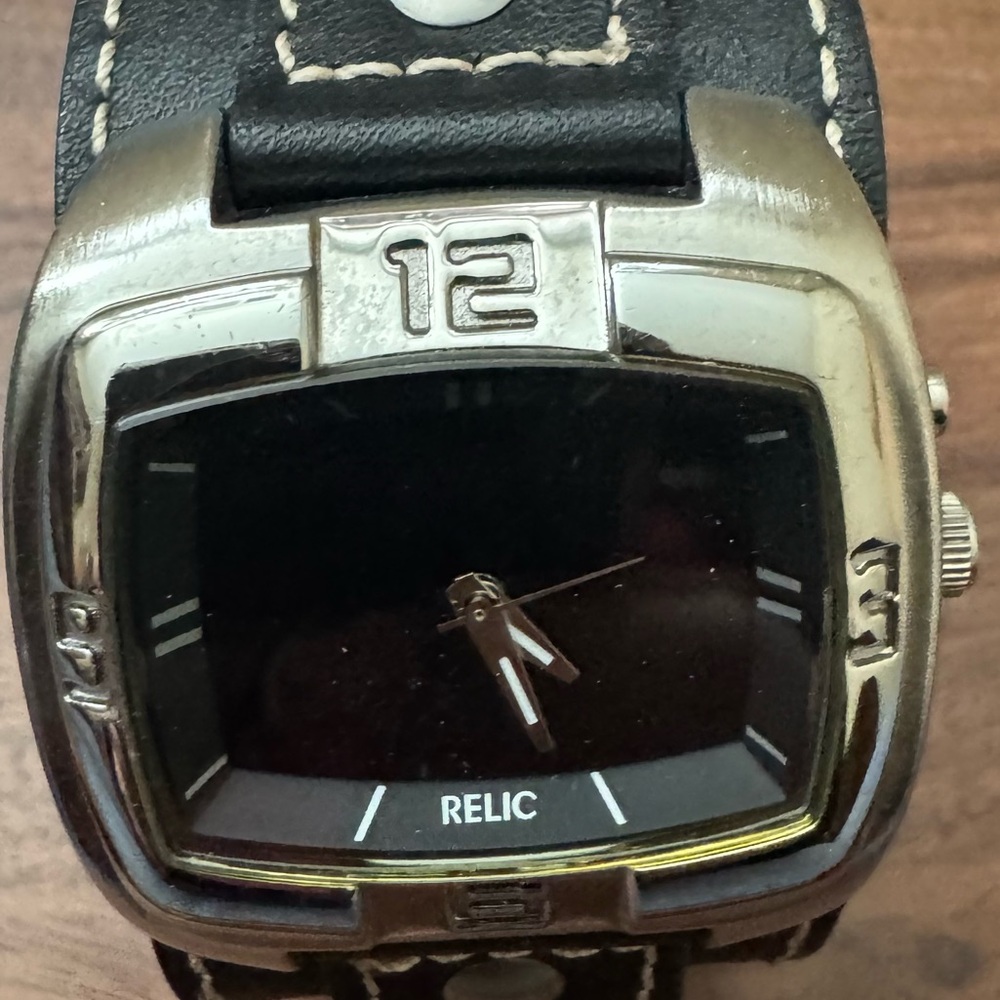 Relic Black Dial Silver-Tone Case Leather Strap Watch